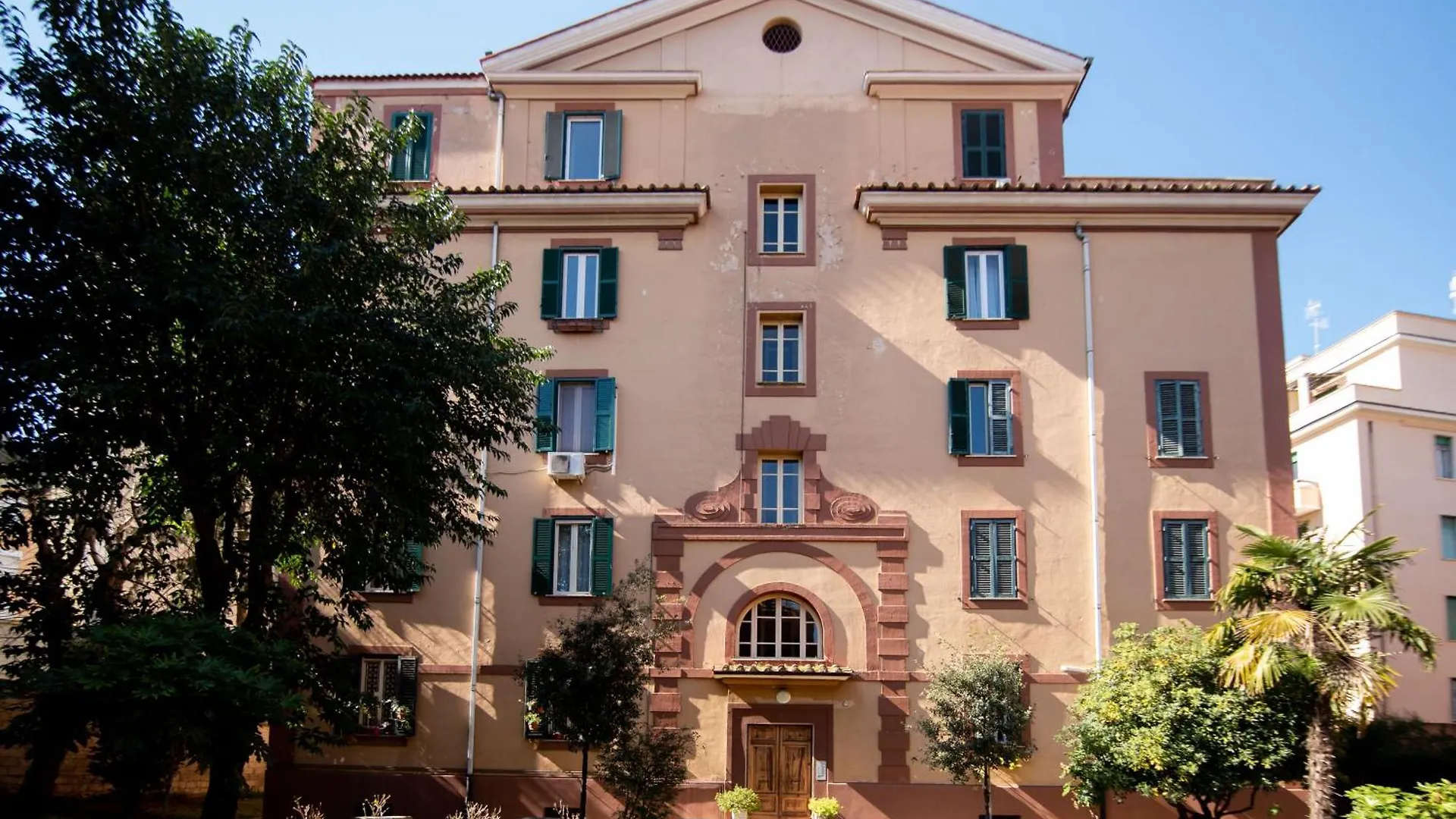 Lusitiny Apartment Roma 0*,